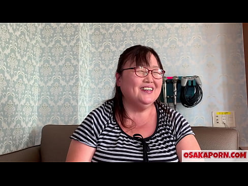 ❤️ A gorda mãe japonesa mostra as suas enormes mamas e desfruta de um brinquedo sexual. Uma mãe asiática de 51 anos fala sobre a sua experiência sexual. Yukiko 1 OSAKAPORN leite gordo ️❌ Porno em nós ❌