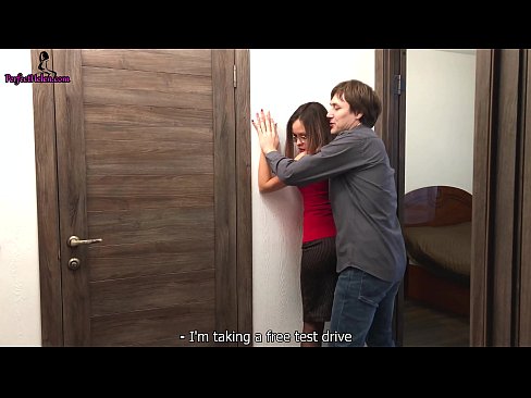 ❤️ Imobiliário Sensually Jerks Her Pussy e Fuck Enquanto Vende o Seu Apartamento - Krempai ️❌ Porno em nós ❌